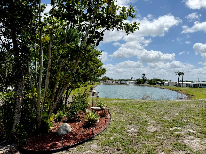 10 Moss Ct a Palmetto, FL Mobile or Manufactured Home for Sale